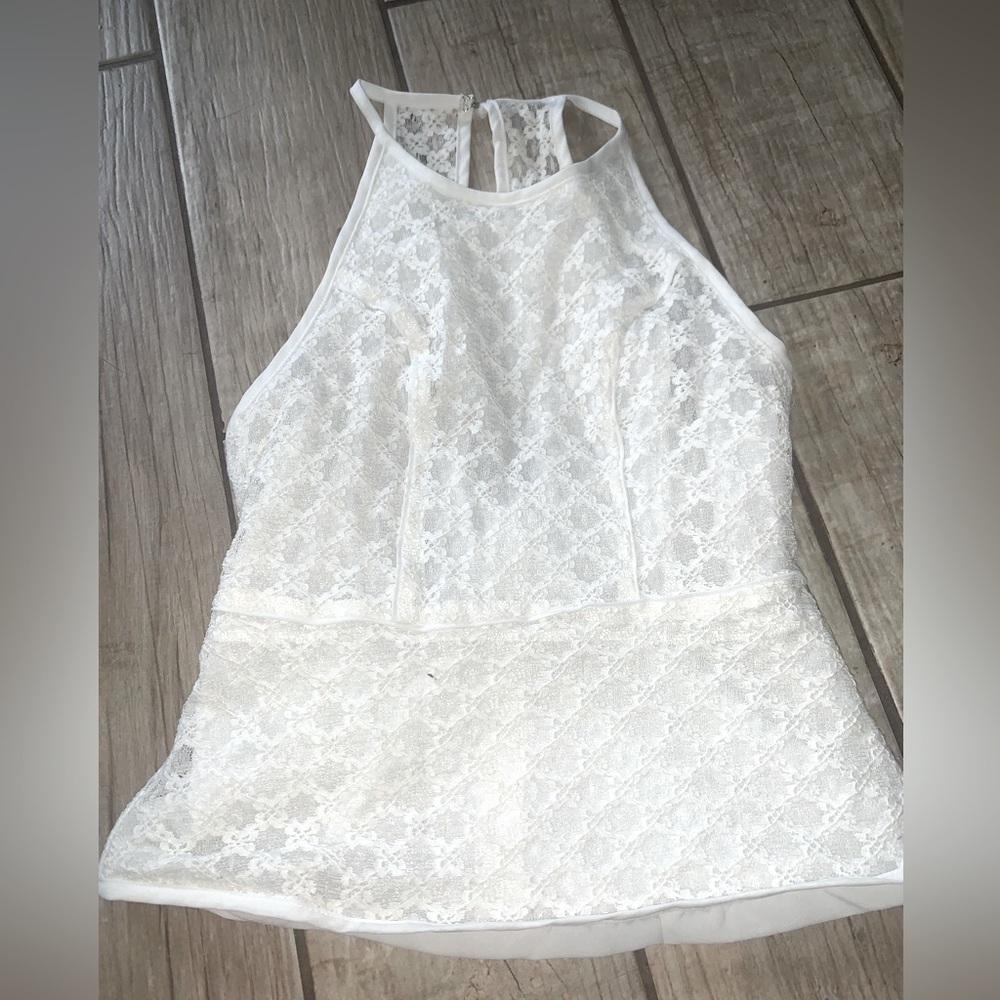 💕White Lacey tank top